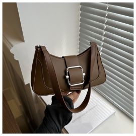 حقيبة يد نسائية بتصميم حزام عصري