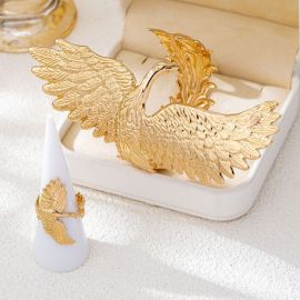 طقم نسائي كاجوال على شكل طير