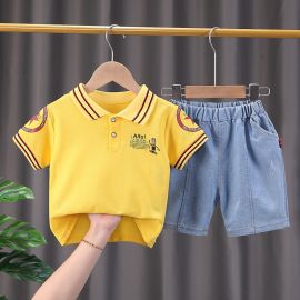 طقم مواليد بخامة ناعمة وتصميم عملي يضمن لطفلك حرية الحركة طوال اليوم