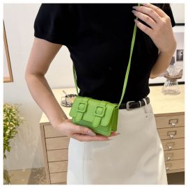 شنطة يد نسائية صغيرة الحجم