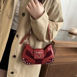 شنطة نسائيه كاجوال بحزام قابل للتعديل