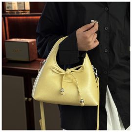 شنطة يد نسائي عصرية