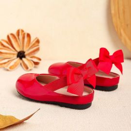 حذاء بناتي ناعمه مزين بربطة من الخلف