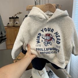 هودي بقبعة رأس بستايل كاجوال للأولاد