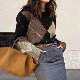 بلوزه نسائيه صوفية طويلة الأكمام محبوكة بألوان متداخلة