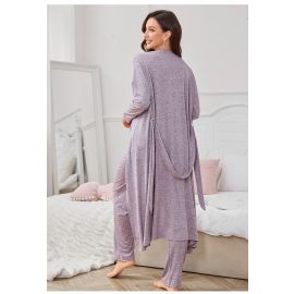 بجامه نسائي من ثلاث قطع مع رباط