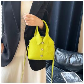 حقيبة يد نسائية على شكل تيشرت بتصميم كاجوال