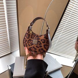 حقيبة كتف صغيرة للفتيات الصغيرات