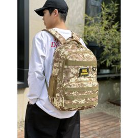 حقيبة ظهر بتصميم مموه متين وعملي للمغامرين تحتوي على جيوب متعددة