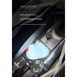 سلسلة ذات ضوء قابلة لإعادة الشحن عبر USB