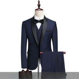 بدلة رجالية من ثلاث قطع رسمية بتصميم فريد