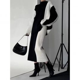 ملابس نسائية شتويه بتصميم عصري