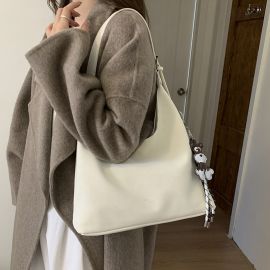 حقيبة نسائي ذو سعه مع قلاده