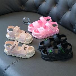 صنادل للجنسين بنعل مريح