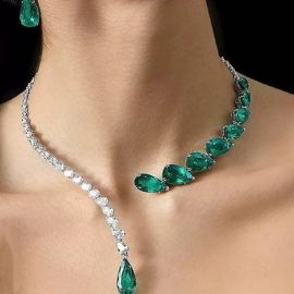 قلادة عنق قلادة قطرة بزمرد فاخرة قطعة واحدة، مناسبة لارتداء المرأة في المناسبات