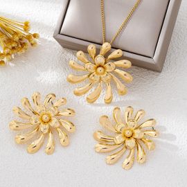 طقم اكسسوار نسائي بنمط زهره