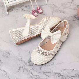 حذاء شبكي بفيونكة ومقدمة مستديرة للفتيات