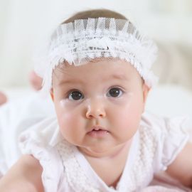 عصابة راس للمواليد من الدانتيل
