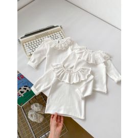 فنيلة قطنية مكممة بياقة من التل الناعم للفتيات الرضع 