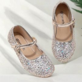 حذاء بناتي بكعب صغير