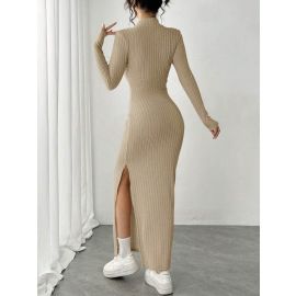 فستان شتوي بياقه عاليه ووفتحه جانبيه