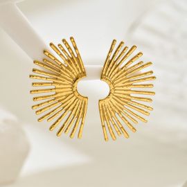 اقراط نسائي بتصميم نصف شمس