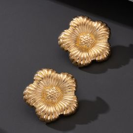 اقراط نسائي بشكل زهره