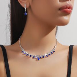 طقم إكسسوارات نسائية مكونة من قطعتين