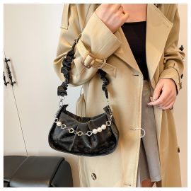 حقيبة نسائي بحزامين مزينه بسلسلة