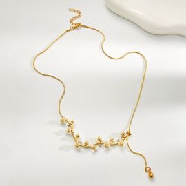 قلاده ناعمه للنساء