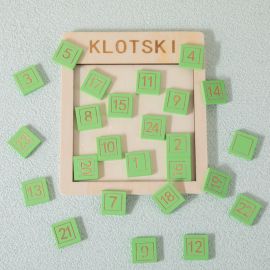 ألعاب الأطفال محفزة للعقل تتميز بالأرقام والتصميم المعقد