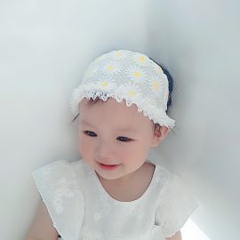 قبعة راس منقوشة بالزهور ومزينة بالدانتيل مولودات 