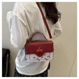 حقيبة نسائي مطبوعة برسمة كرز