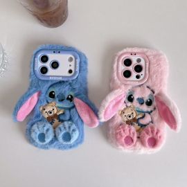 غلاف ايفون فرو على شكل شخصبه كرتوينه