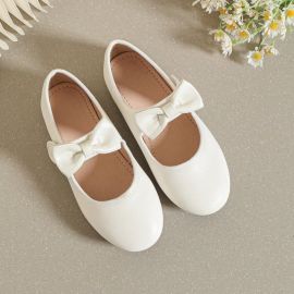 حذاء جلدي ابيض ذات نعل مسطح وناعم للفتيات