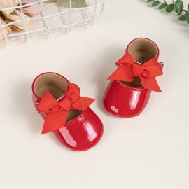 حذاء مواليد بناتي من الجلد اللامع