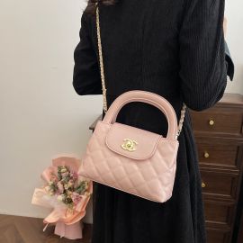 حقيبة كتف مربعة وبسيطة بتصميم عصري بسلسلة طويلة للسيدات 