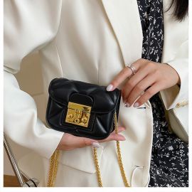 شنطة نسائي صغيره الحجم مع حزام سلسلة