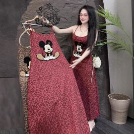 فستان هالتر مثير بمقاسات كبيرة للنساء تنورة صيفية واسعة من الأسفل