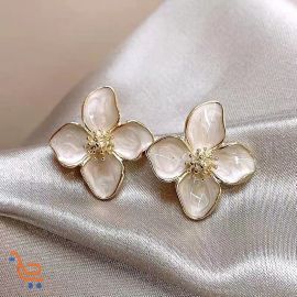 اقراط نسائية بسيطة شكل وردة