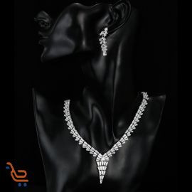  طقم مجوهرات من الكرستال عصري رائع
