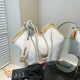 شنطه كنف نسائي واسعه ذات تصميم عصري