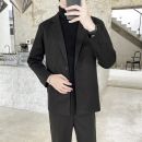 طقم بدلة رسمية أنيقة ومريحة للرجال بتصميم عصري للمناسبات
