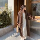 سترة سميكة متوسطة الطول بتصميم كسول لفصل الشتاء