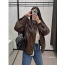 جاكت نسائي جلد واسع