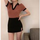 تيشيرت نسائي قصير الأكمام  بياقة على شكل V